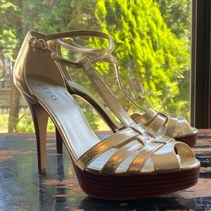 Guess gold, strappy, high heel, platform sandals. Vegan. Size 9 NWOT Minor Flaws